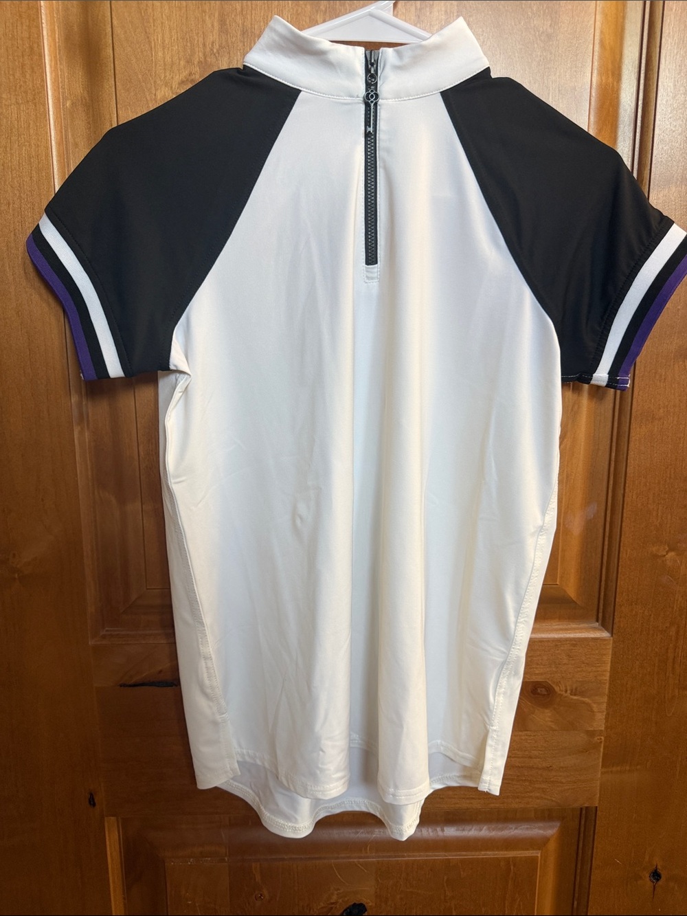 Women’s White and Black Short-Sleeve Zip-Front Sport Shirt Belyn Key Polo